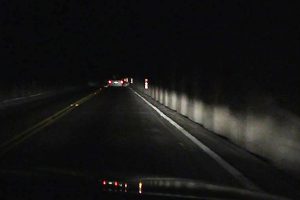 galleria-autostrada-pannelli-luminosi